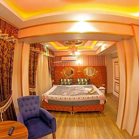 Marko Pasa Konagi Hotel 4*